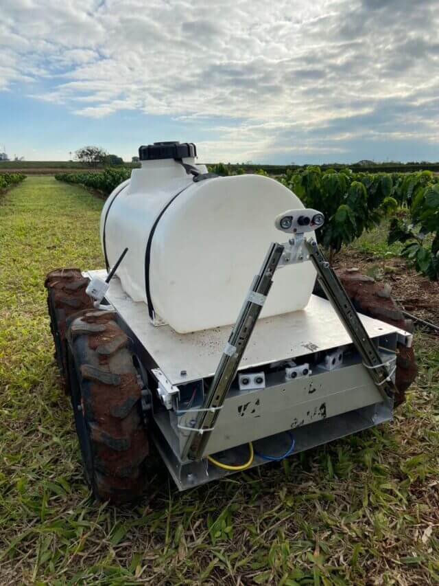 AGR 125, o robô autônomo da pulverização agrícola pode ser usado em lavouras do café